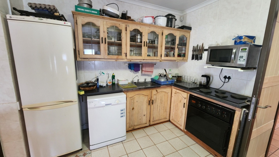 7 Bedroom Property for Sale in Bayview Western Cape